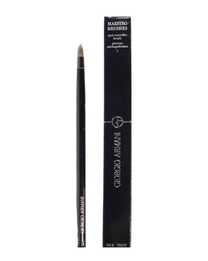Giorgio Armani Unisex Maestro Brushes Spot Concealer Brush