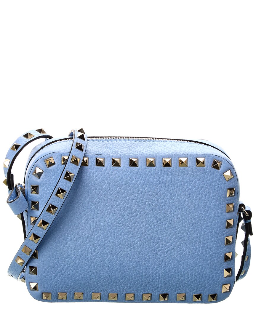 Valentino Garavani Valentino Rockstud Grainy Leather Camera Bag In Pink