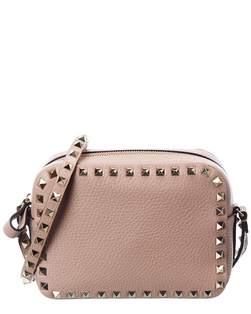 Valentino Rockstud Grainy Leather Camera Bag In Pink