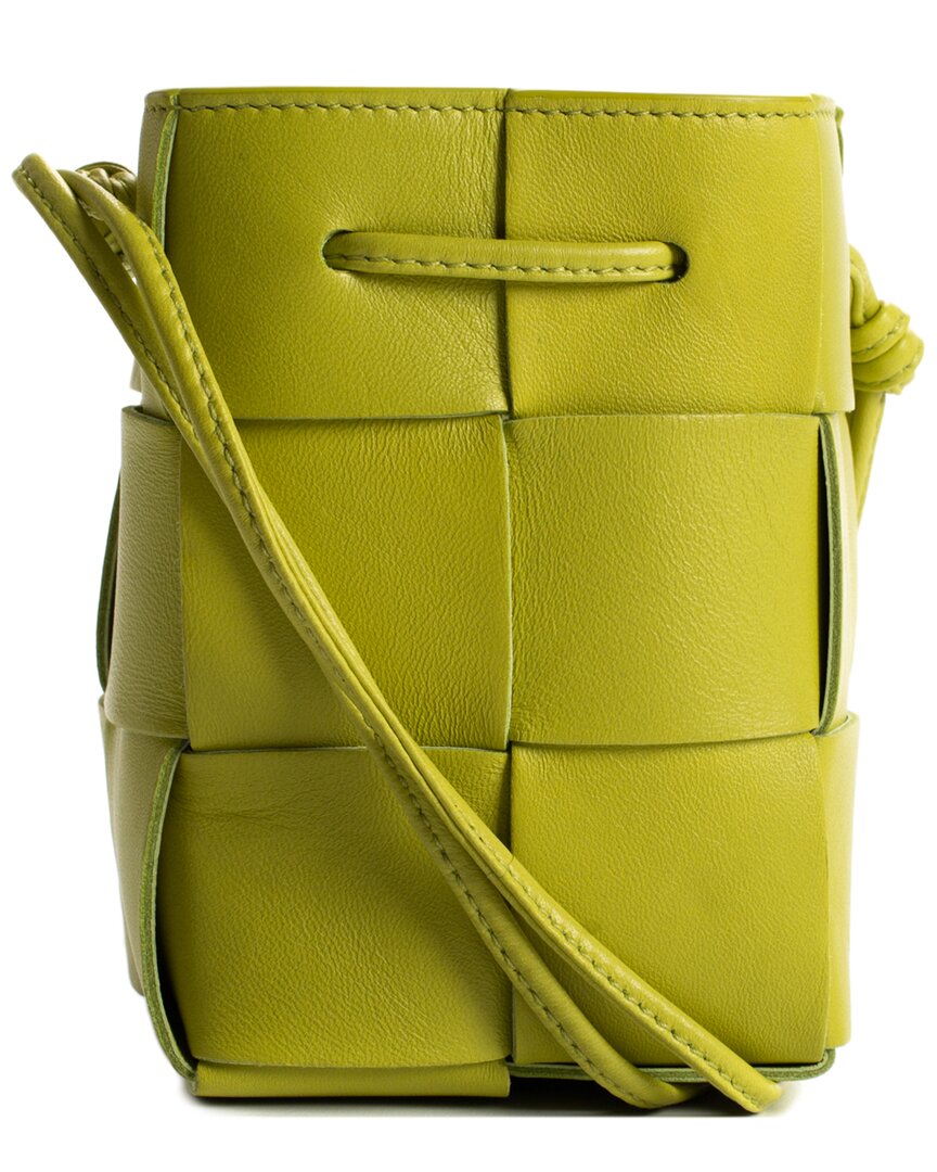 Bottega Veneta Green Intrecciato leather Cassette Bucket Bag (Authentic Pre-Loved)
