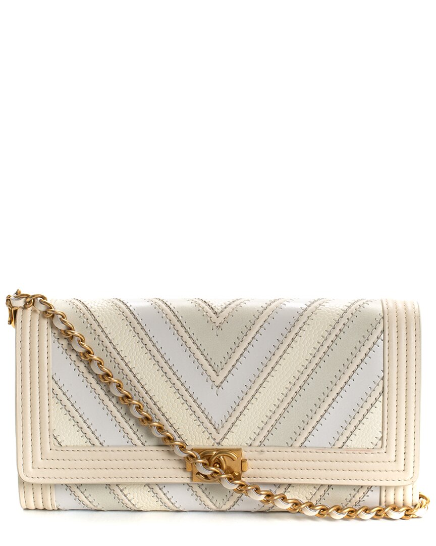 Pre-owned Chanel White Quilted Leather Chevron Mix Boy Single Flap Clutch (authentic )
