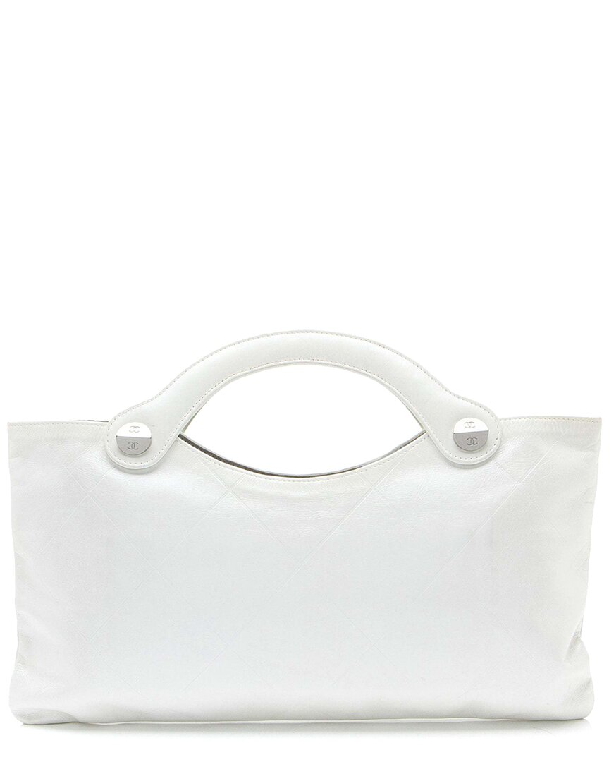 Pre-owned Chanel White Calfskin Flat Tote (authentic Pre-loved)