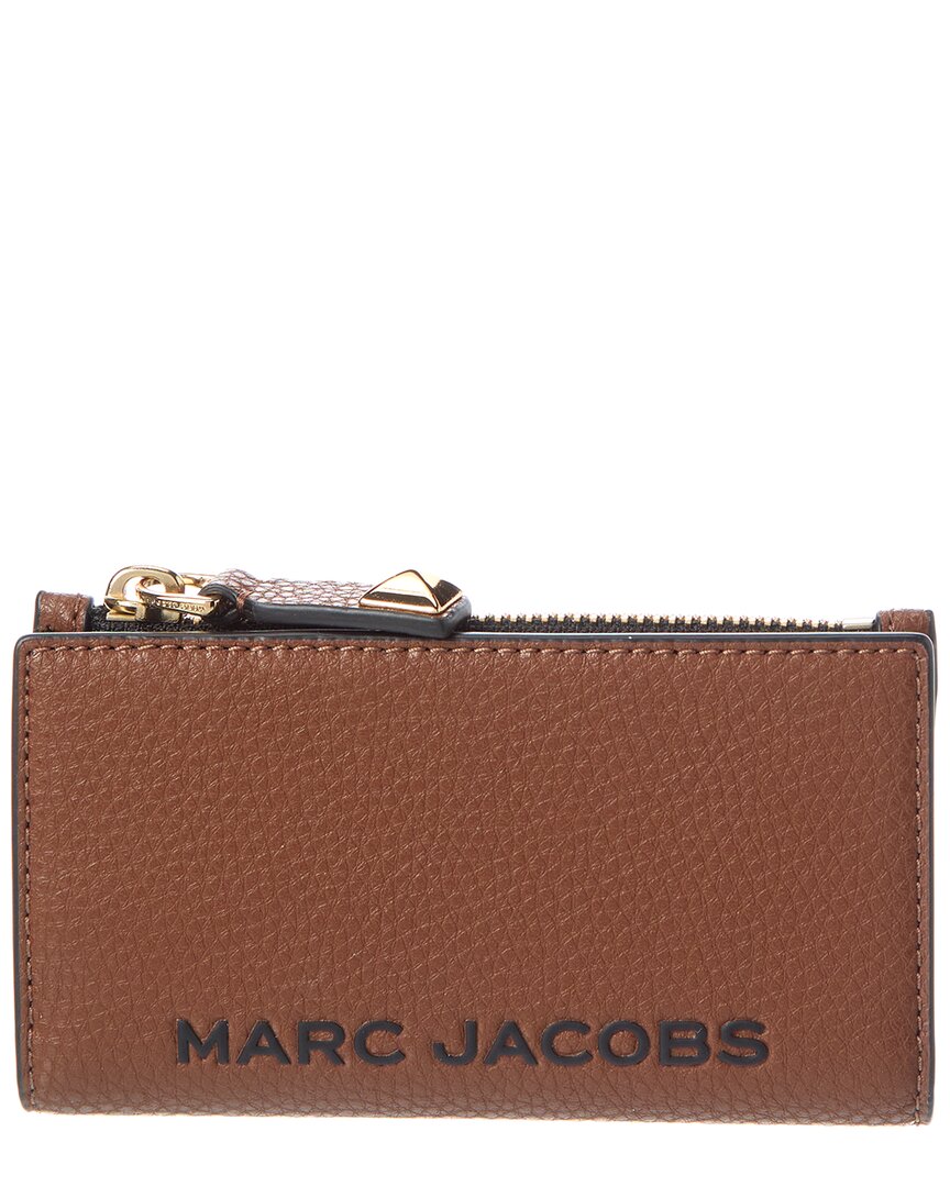 Marc Jacobs Bold Slg Medium Leather Flat Wallet In Brown