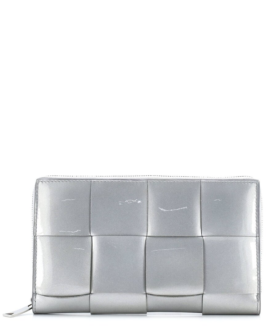 Bottega Veneta Silver Maxi Intrecciato Patent Cassette Zip Around Wallet  (authentic Pre-loved)