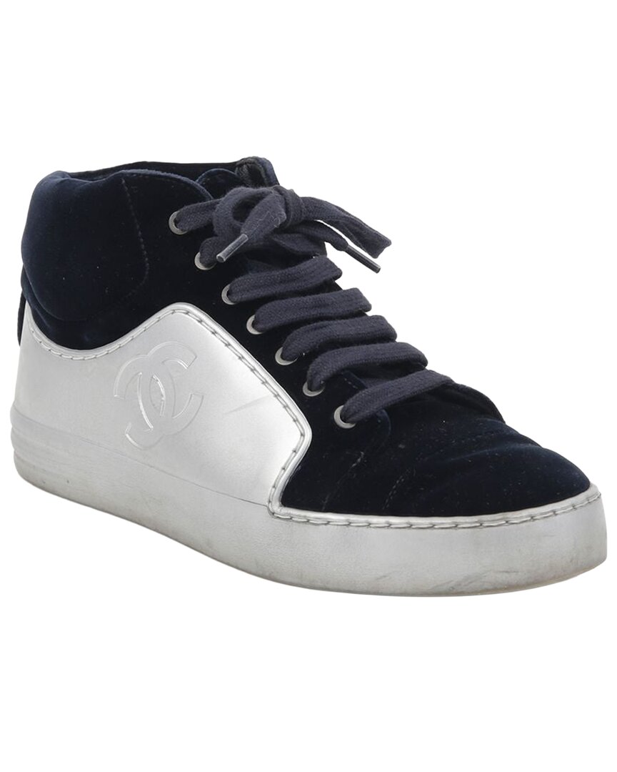 Pre-owned Chanel Women's Leather High-top Sneaker (authentic Pre-loved)