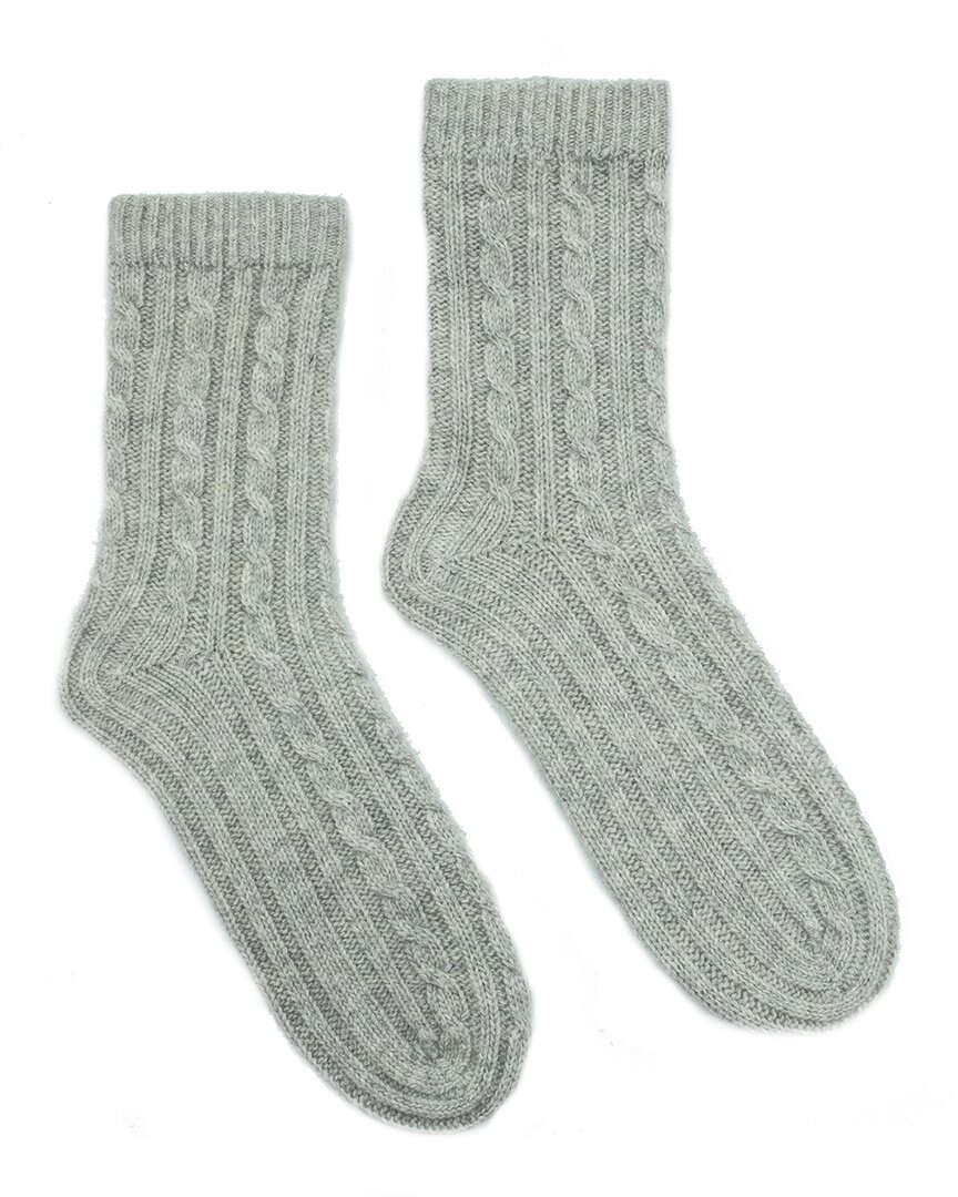 Portolano Ladies Chunky Socks With Rows Of Cables In Light Grey