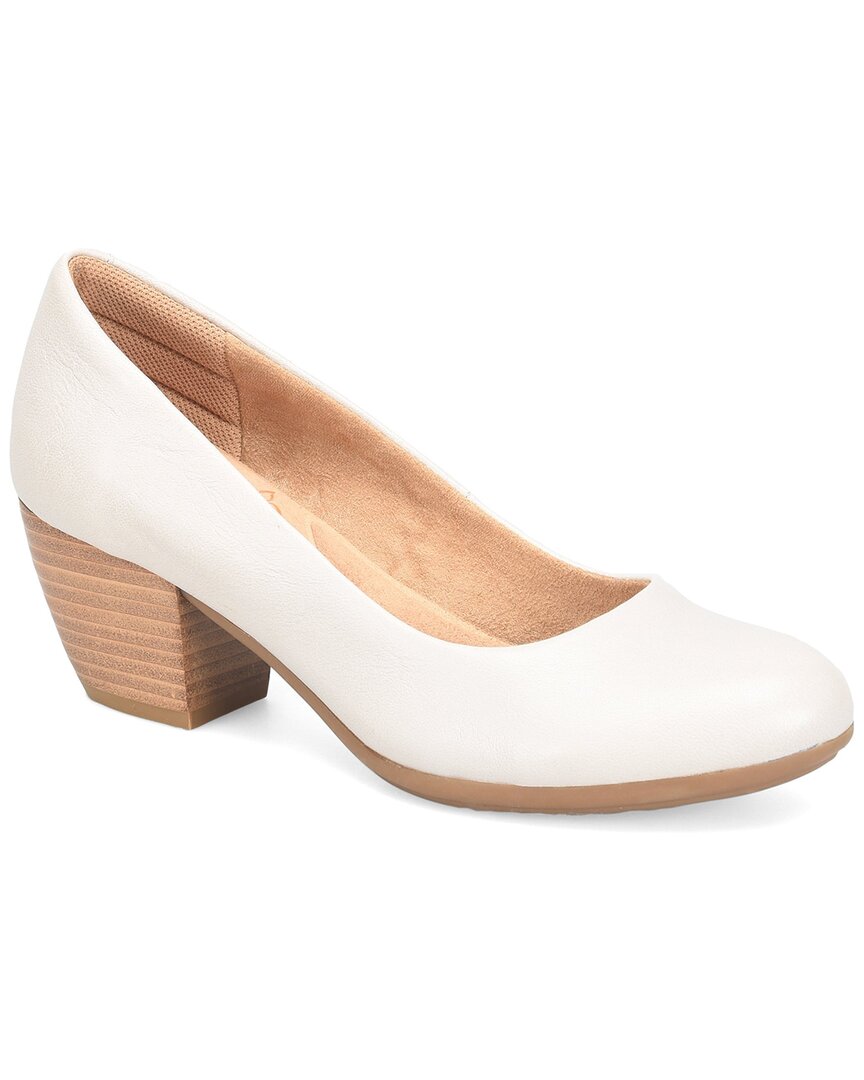 Comfortiva Amora Leather Pump In White