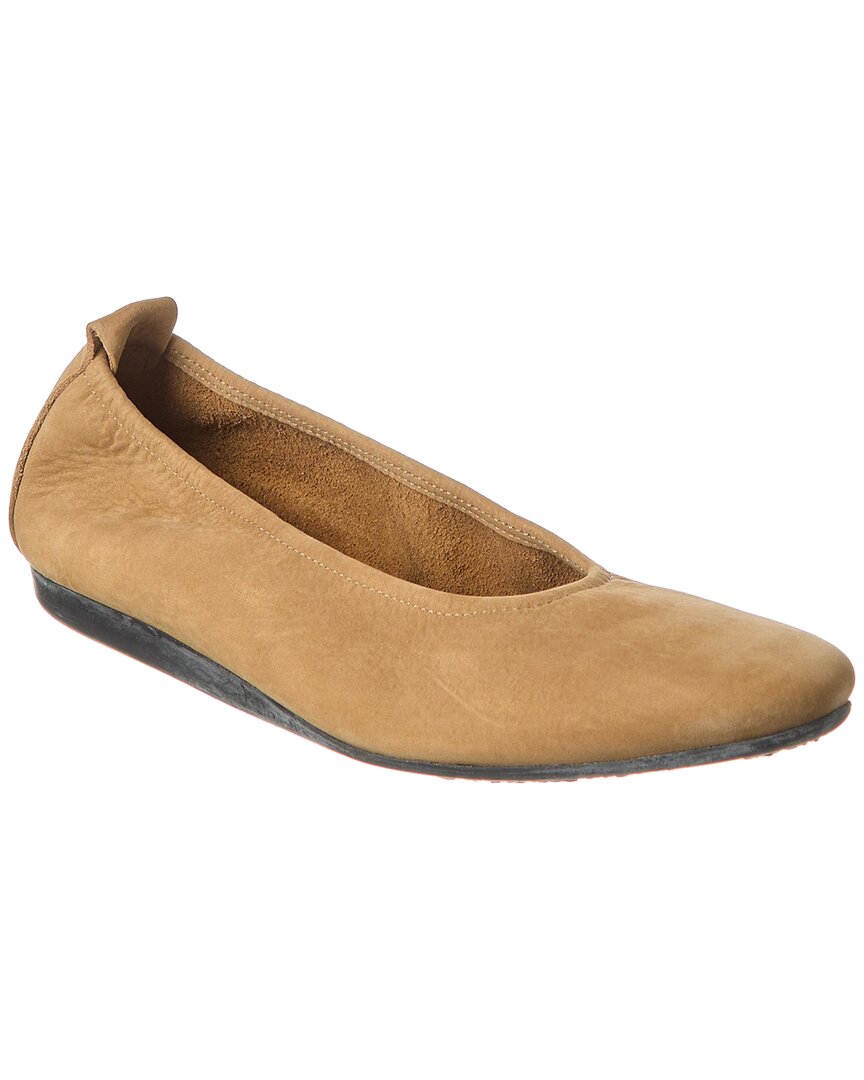 Arche Laius Leather Flat In Brown