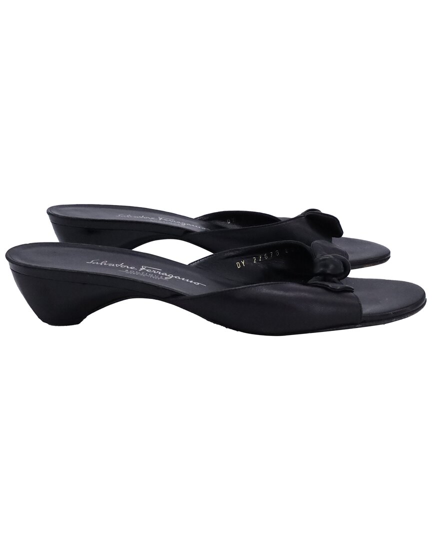 Ferragamo Women's Leather Salvatore  Bow Slides (authentic Pre-loved)