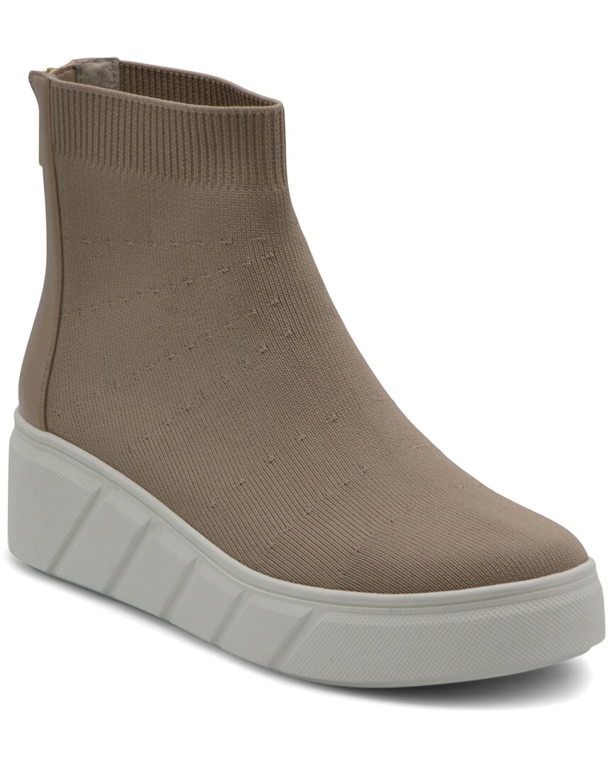 Charles David Rio Stretch Sneaker