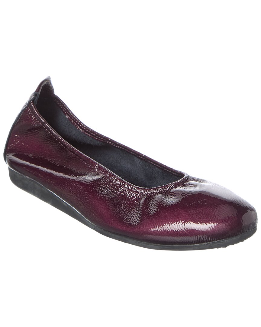Arche Laius Leather Flat In Muscat