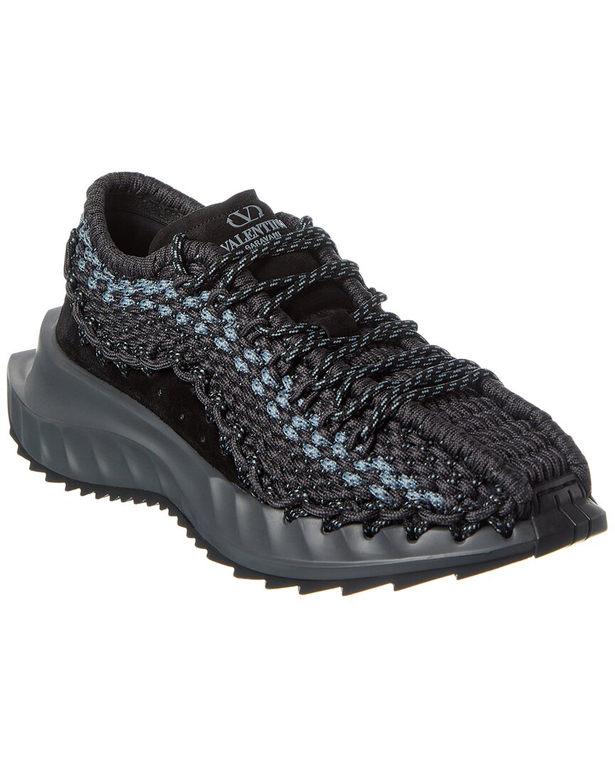 Valentino The Logo Is Tied With Low-top Casual Sneakers In Black