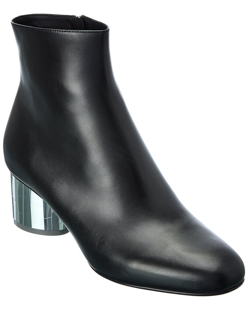 Ferragamo Florrie Leather Bootie In Black