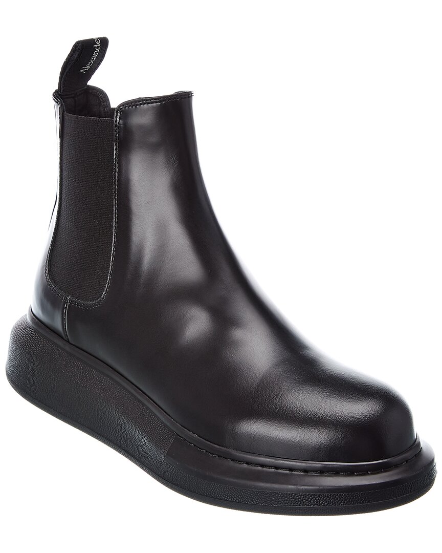 Alexander Mcqueen Contrast Leather Chelsea Boot In Black