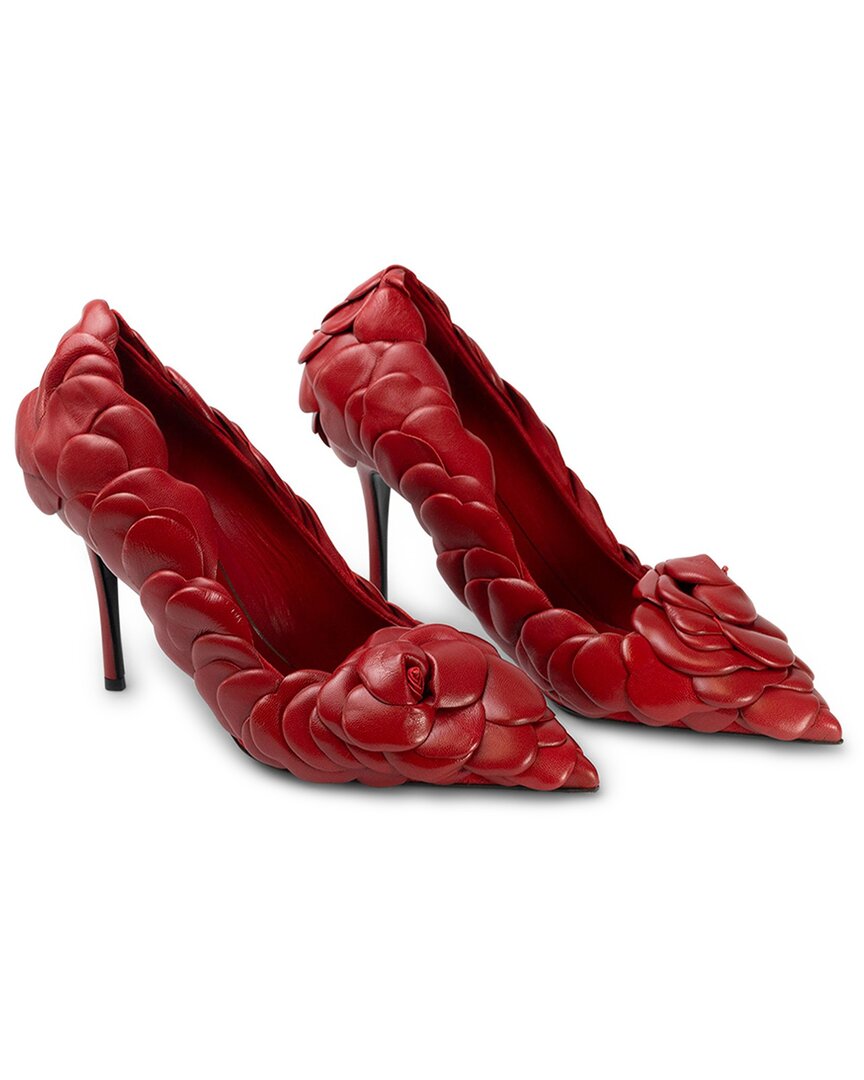 Valentino Garavani Valentino Leather Pump In Red