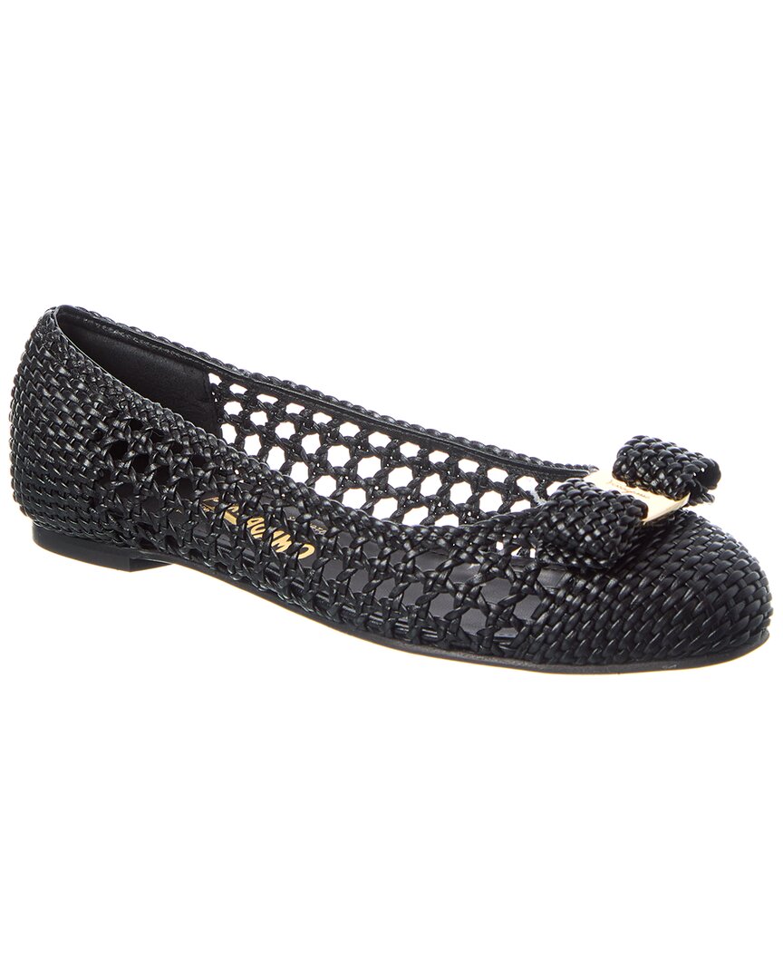 Ferragamo Varina Leather Ballet Flat In Black