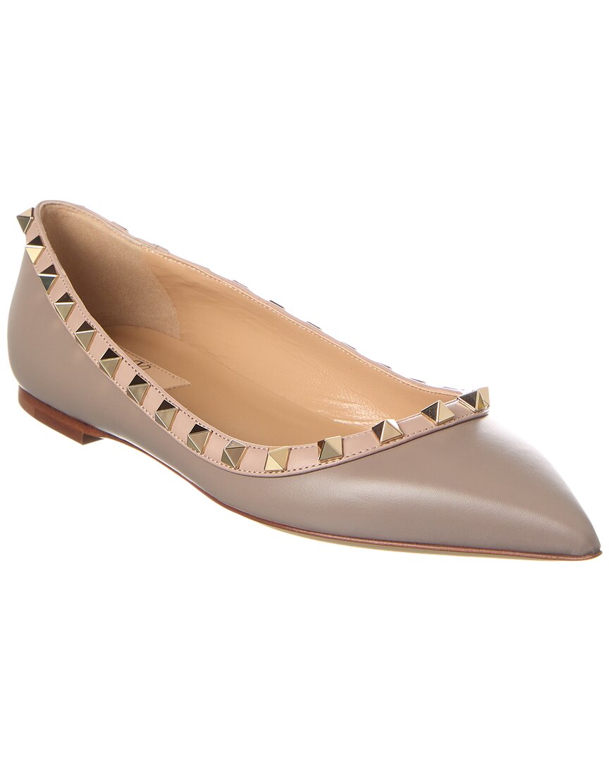 Valentino Garavani Valentino Rockstud Leather Flat In Brown