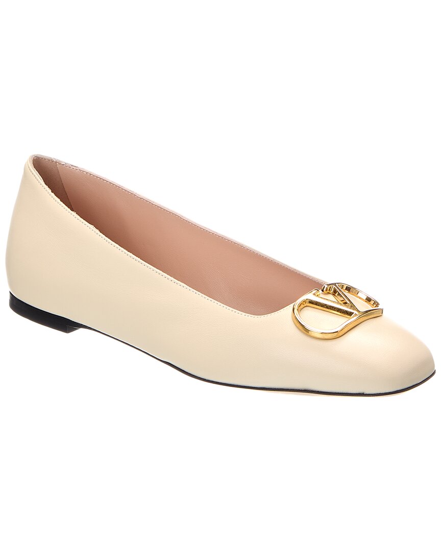Valentino Garavani Valentino Vlogo Signature Leather Ballerina Flat In Ren