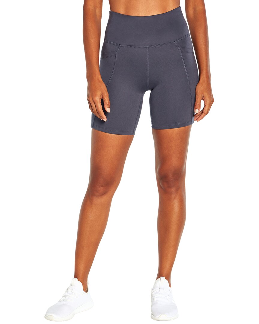 Marika Luna Short