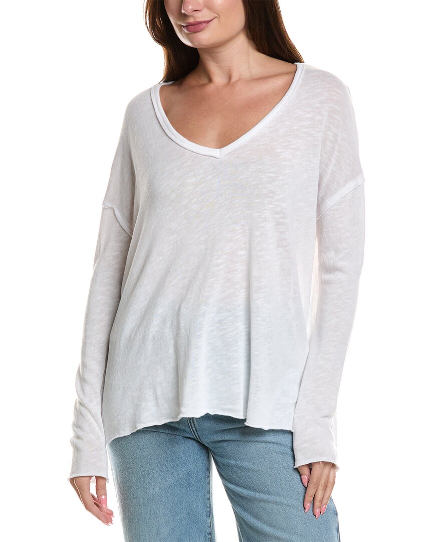 Project Social T Mae Textured V-neck Top In White