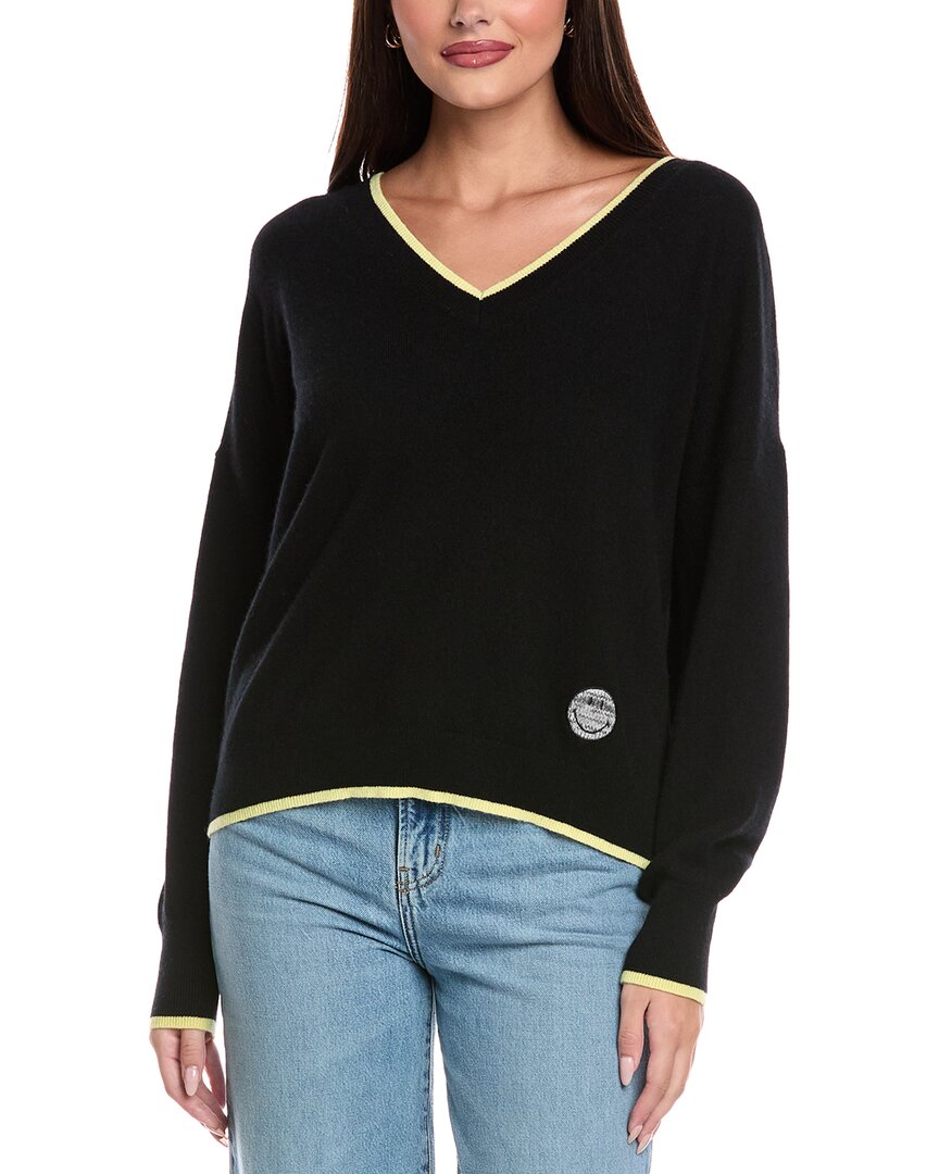 Brodie Cashmere Twist Smiley Cashmere V-neck Sweater In Black