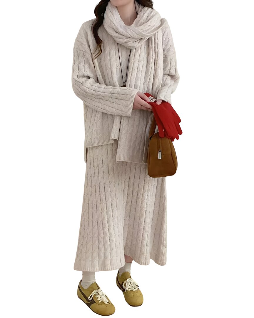 Gabriela Rich 2pc Sweater & Skirt Set