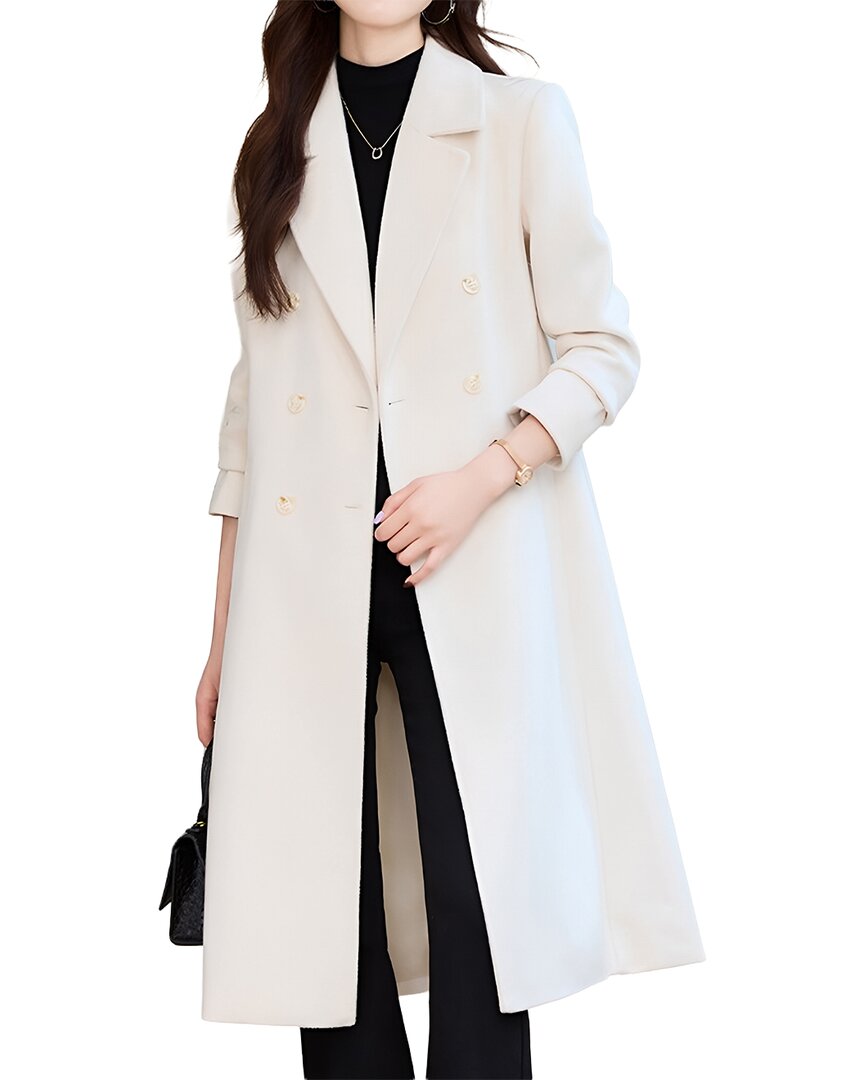 Vera Dolini Coat In White