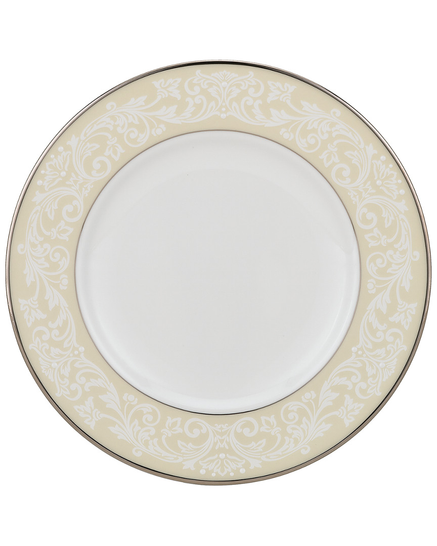 Waterford Discontinued  9in Baron's Court Accent Salad Plate