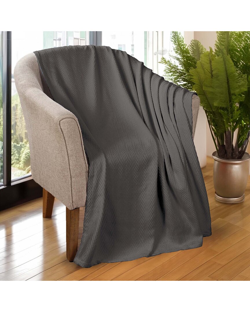Superior All-season Chevron Cotton Throw Blanket