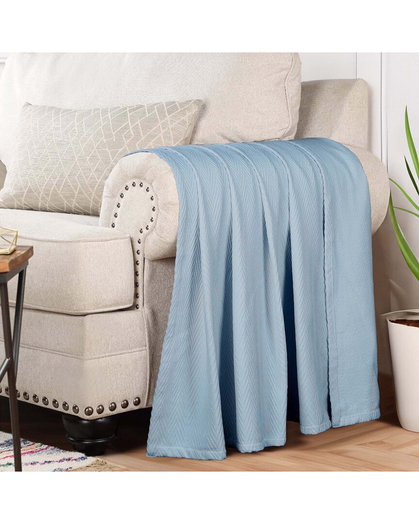 Superior All-season Chevron Cotton Throw Blanket