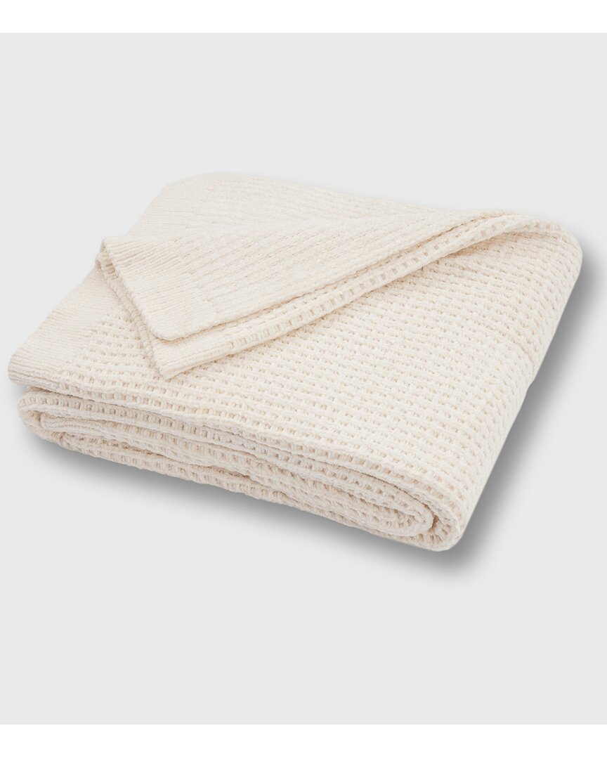 Evergrace Lujowaffle Chenille Knit Throw In White