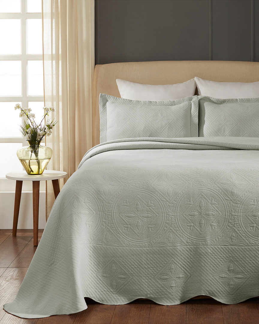 Superior Cotton Celtic Circle Matelasse Bedspread Set In Gray