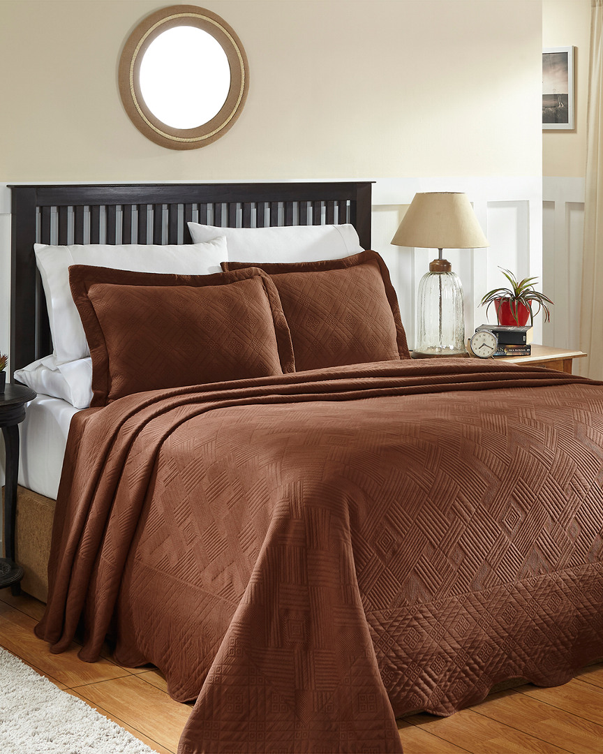 Superior Cotton Geometric Fret Matelasse Bedspread Set In Brown