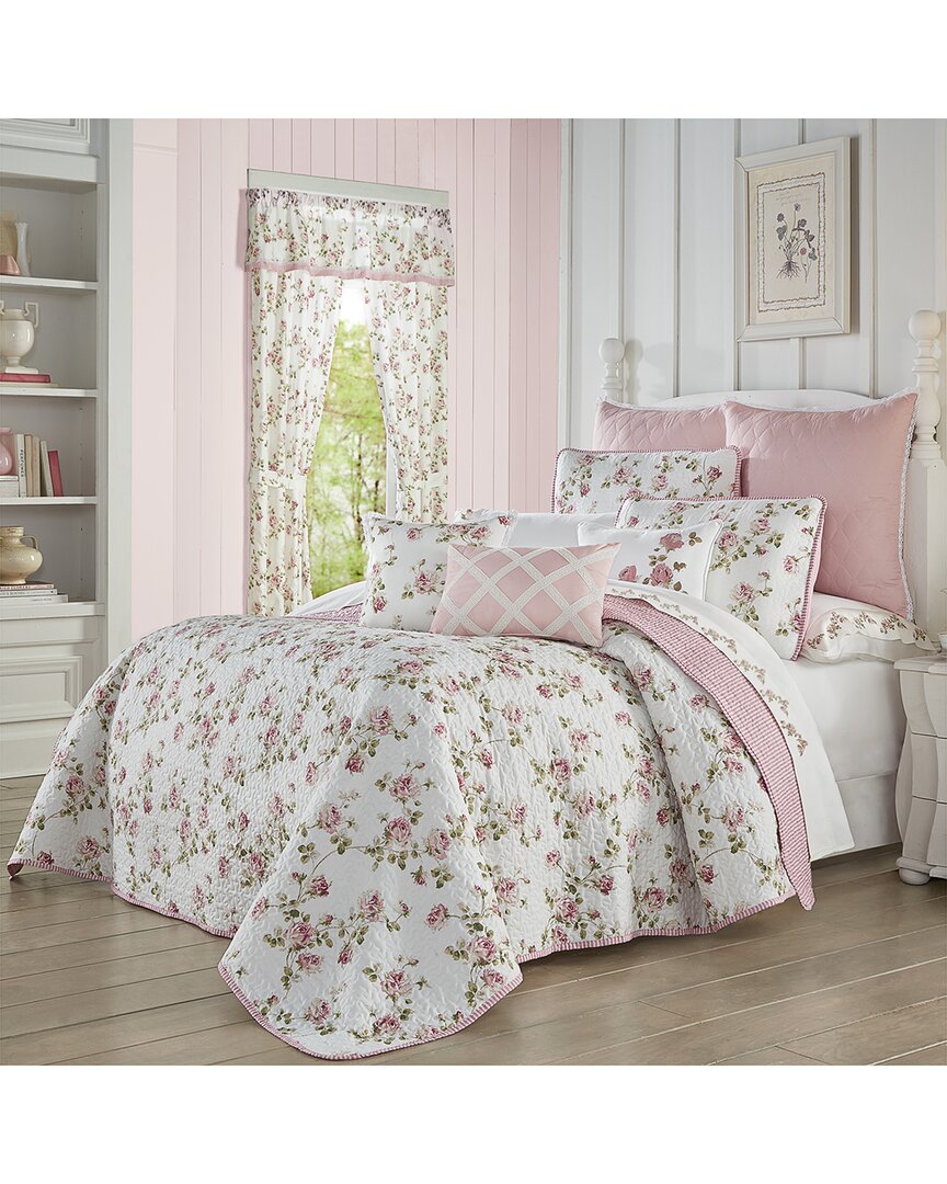 Shop Royal Court Rosemary Quilt Set
