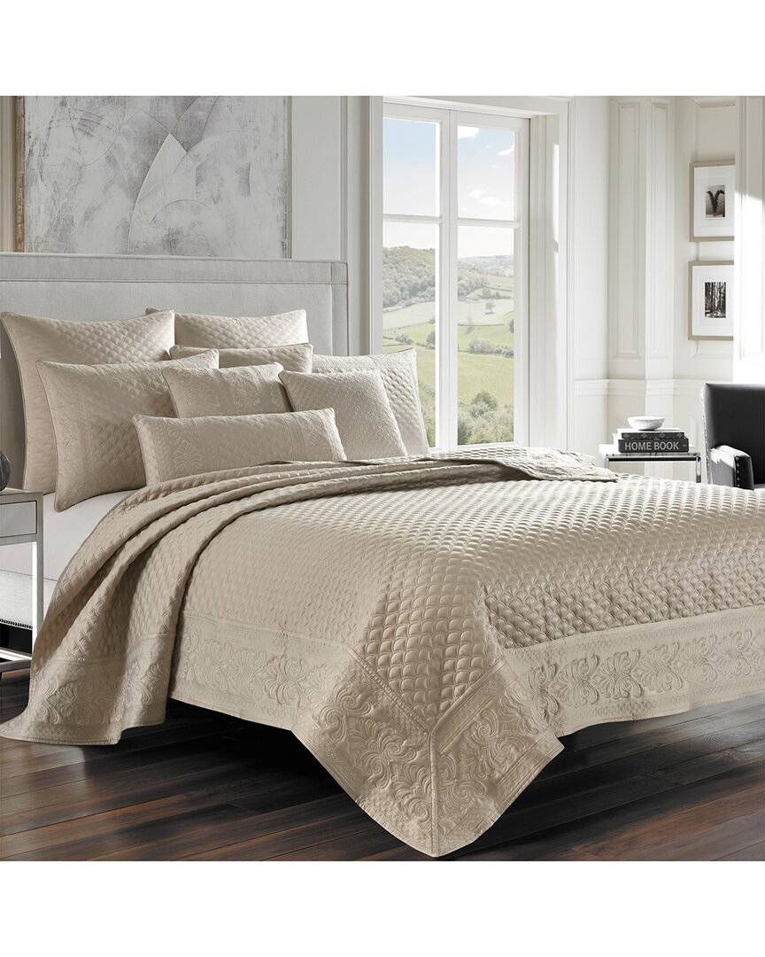 J Queen New York J. Queen New York Lyndon Coverlet