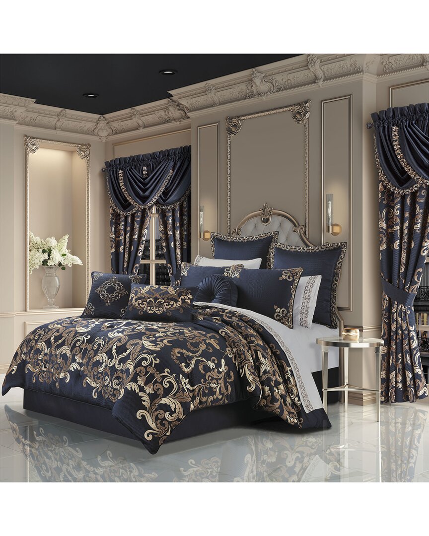 J Queen New York J. Queen New York Caruso Comforter Set