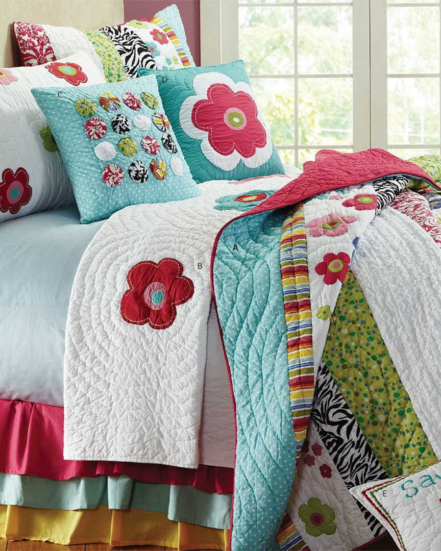 Amity Home Abby Quilt