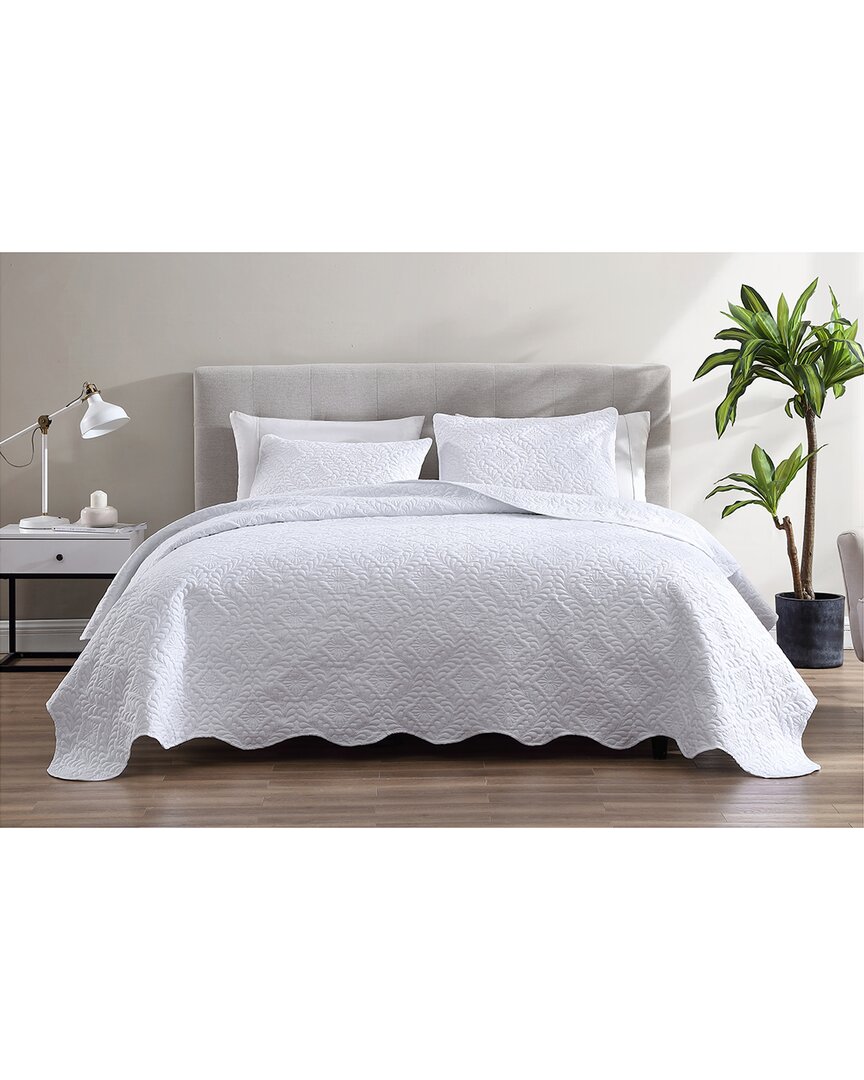 The Nesting Company Ivy 3pc Bedspread Set In White