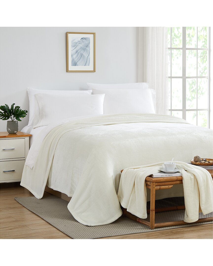 Southshore Fine Linens Premium Fleece Blanket In Cream