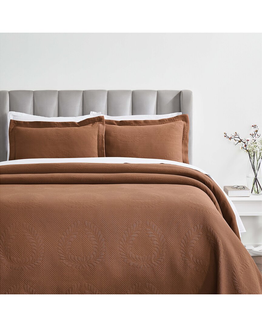 Superior Peploi Medium Weight Matelasse Bedspread Set In Orange