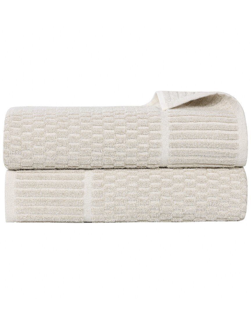 Superior Set Of 2 Juno Medium Weight Checkered Border Bath Sheets