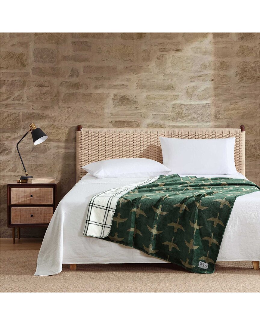 Eddie Bauer Geese Lush Flannel Throw In Green