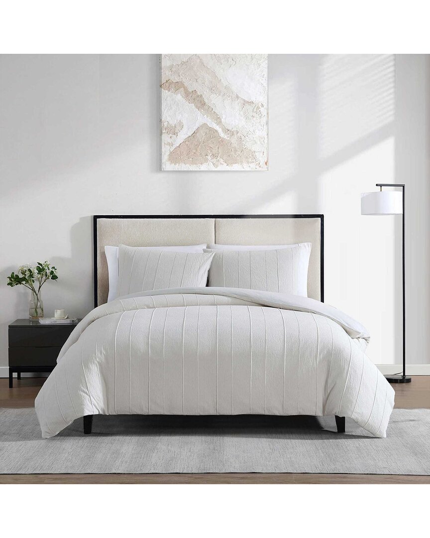 Vera Wang Tucks Cotton Jacquard Duvet Set In White