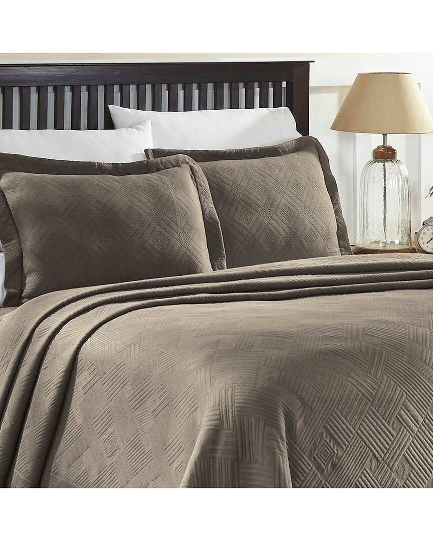 Superior Geometric Fret Cotton Jacquard Matelasse Scalloped Bedspread Set In Charcoal
