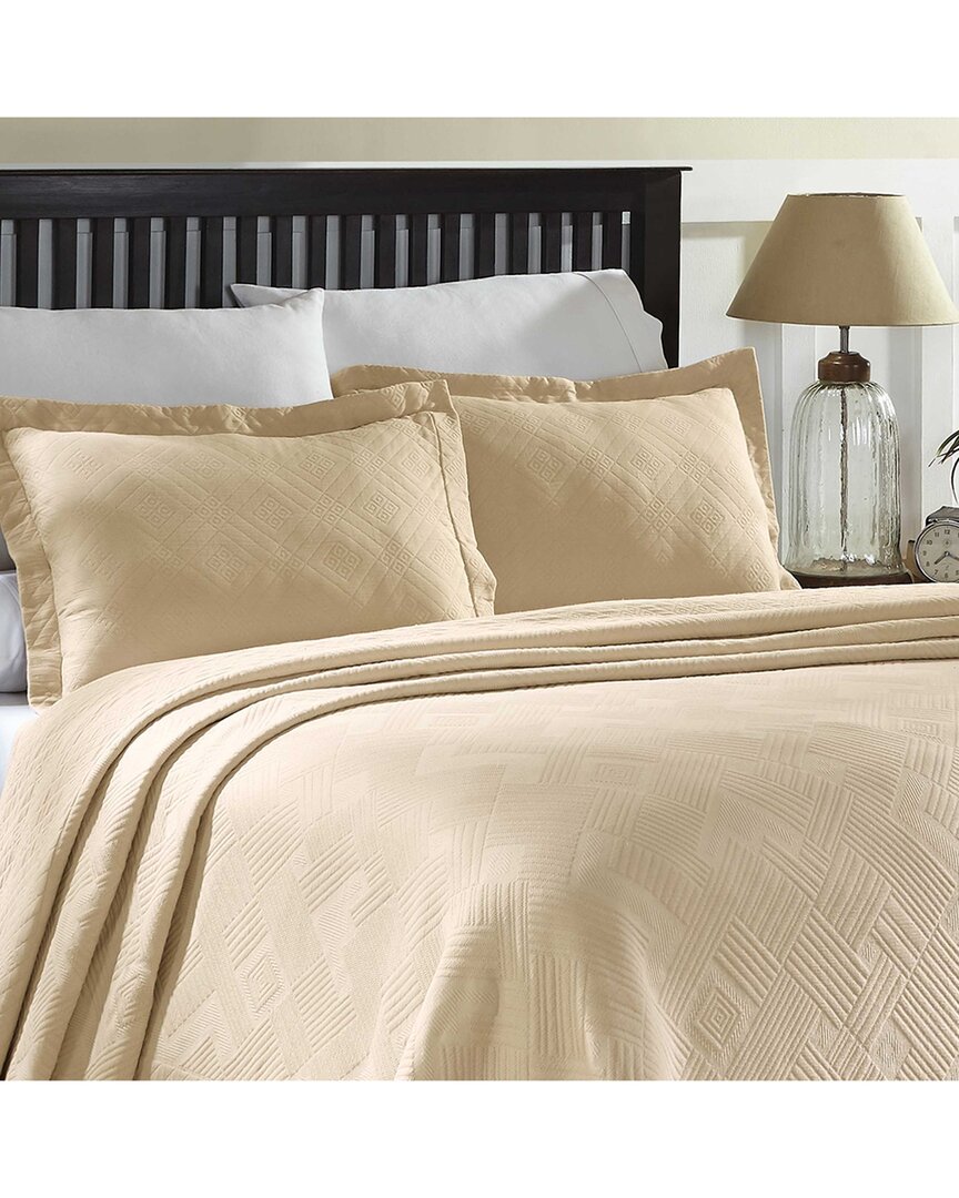 Superior Geometric Fret Cotton Jacquard Matelasse Scalloped Bedspread Set In Beige