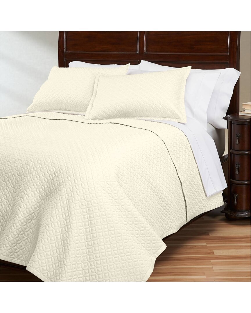Cuddledown Meridian Sateen Quilt In Neutral