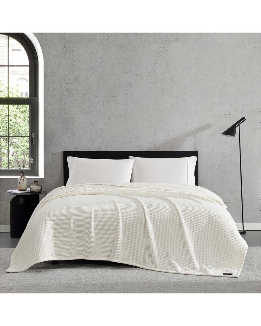 Vera Wang Chenille Jacquard Bonded Plush Blanket In White