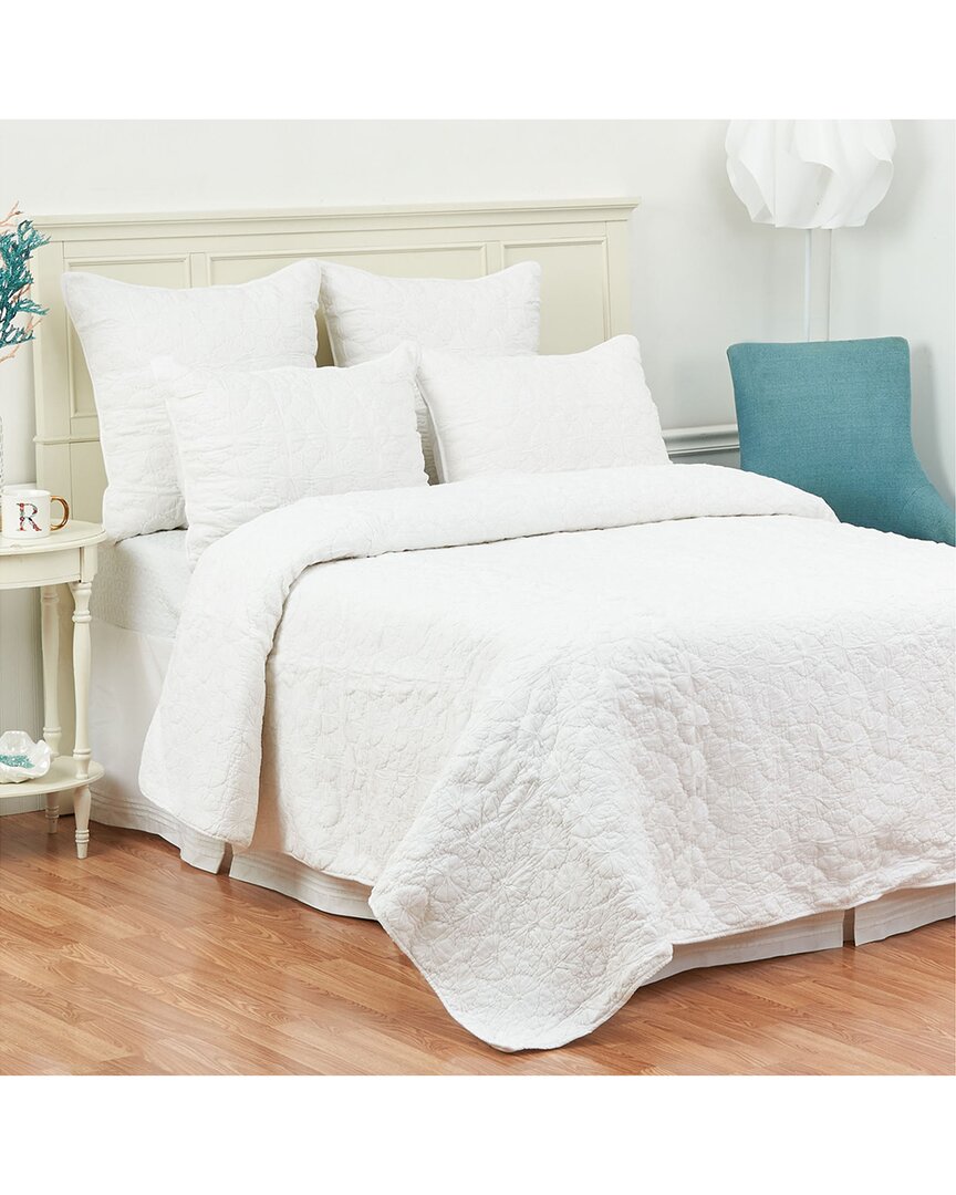 C & F Home Mara Solid Quilt In White