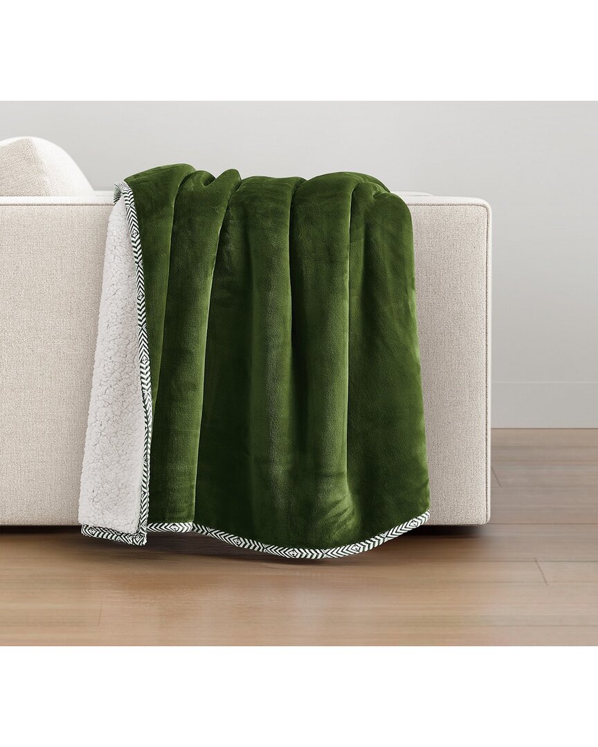 Brooklyn Loom Super Soft Braided Throw In Green