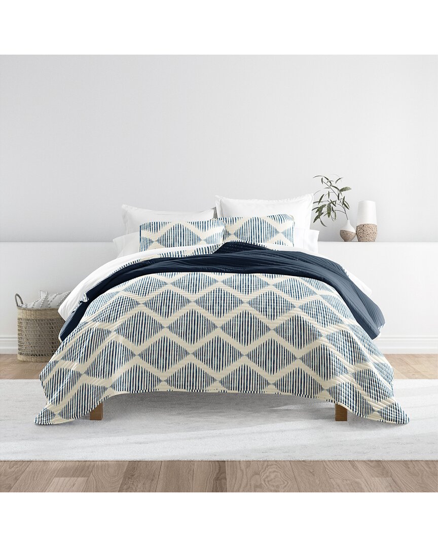 Home Collection All Season Distressed Diamond Reversible Quilt Set In Navy